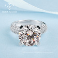 Very nice europe and the elegant aristocratic jewelry fashion ring